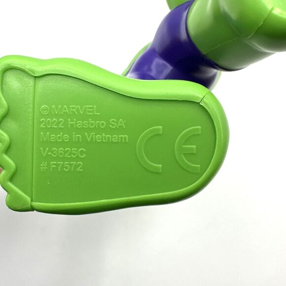 Marvel Hasbro Hulk Action Figure 9" 2022 - Picture 6 of 8